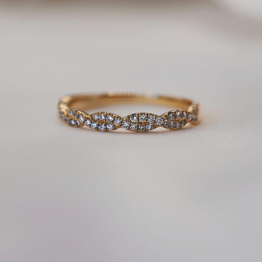 Twisted Pave Wedding Band 0.25 TCW